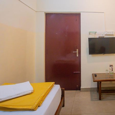 העיר בנגלור Sri Ramakrishna Hotel מראה חיצוני תמונה