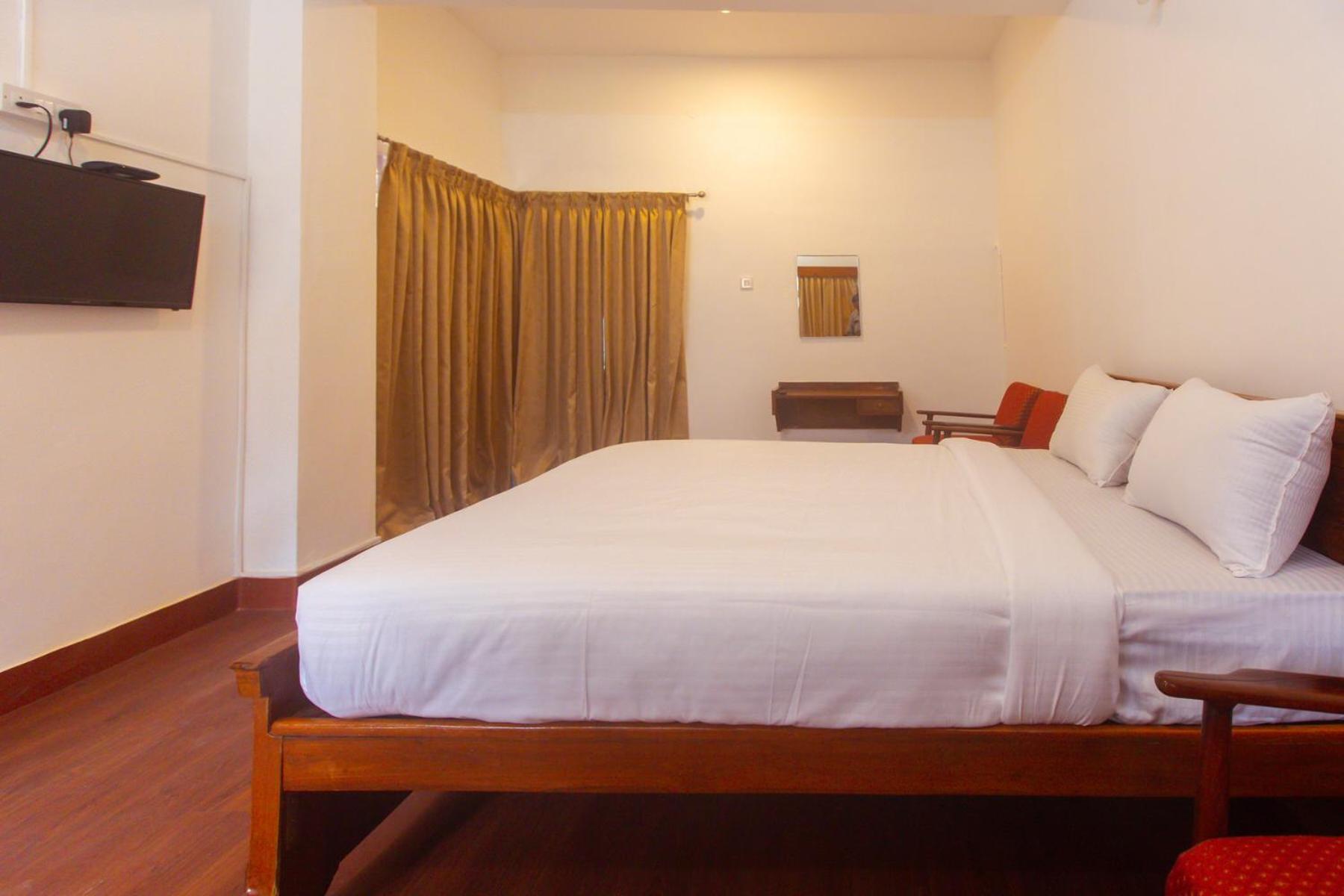 העיר בנגלור Sri Ramakrishna Hotel מראה חיצוני תמונה