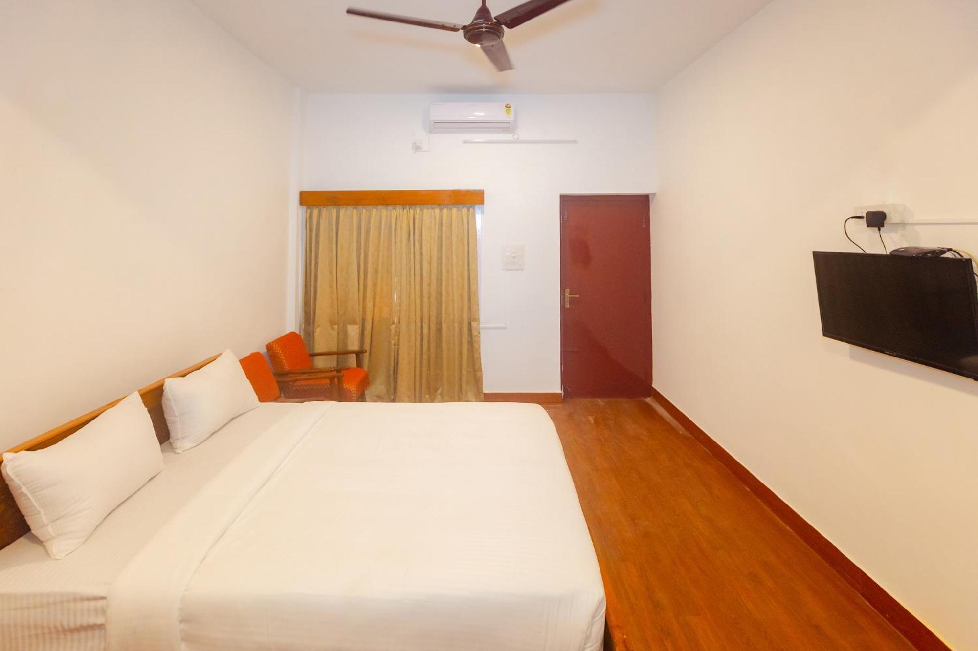 העיר בנגלור Sri Ramakrishna Hotel מראה חיצוני תמונה