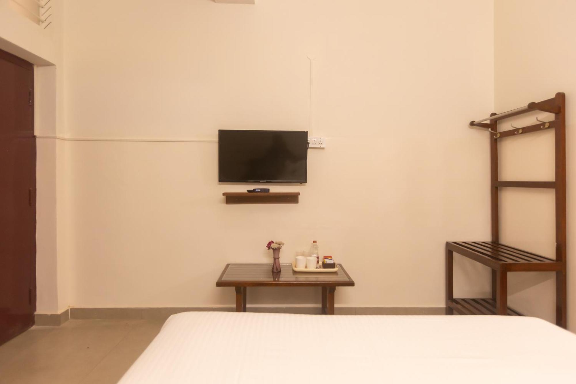 העיר בנגלור Sri Ramakrishna Hotel מראה חיצוני תמונה